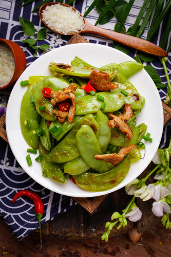 Wok-Fried Pork with Snow Peas & Chilli – mammafong
