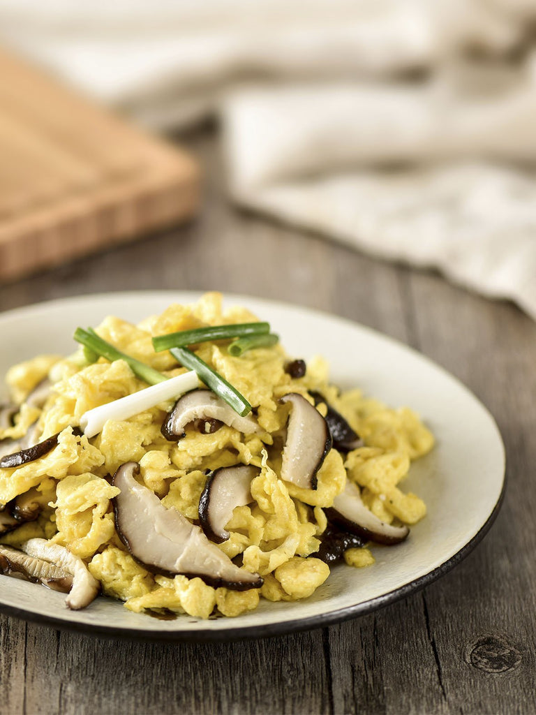 Stirfried mushroom with scramble egg mammafong